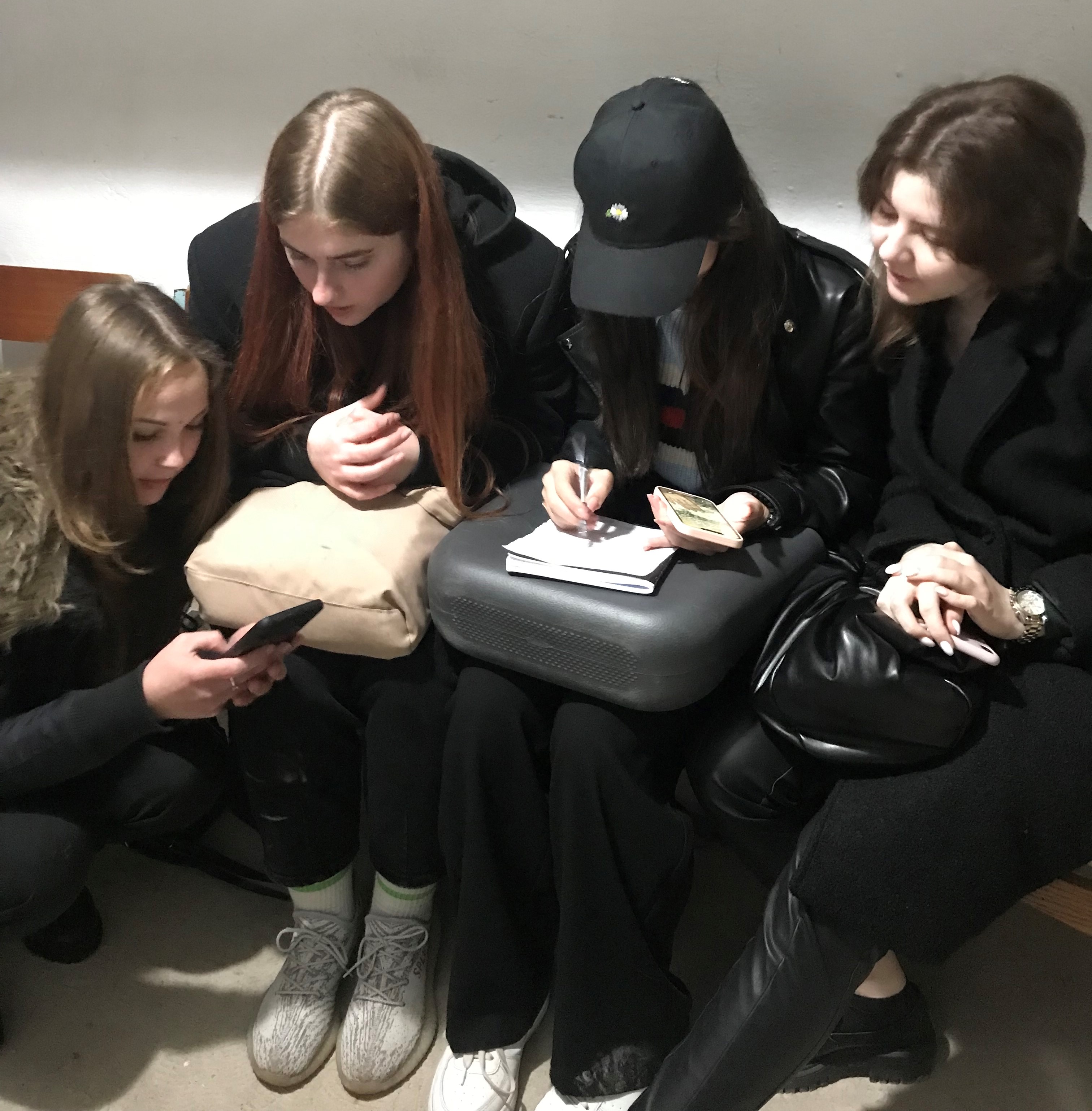 Журналісти-першокурсники за душевними розмовами